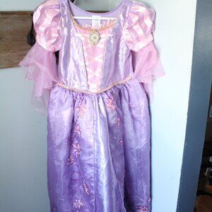 The Disney Store Tangled Size 9/10 Costume